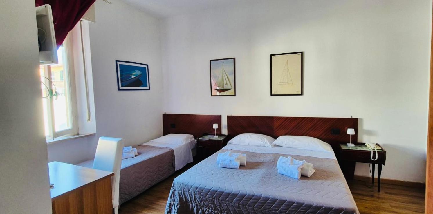 Hotel Ariston Piombino Eksteriør bilde