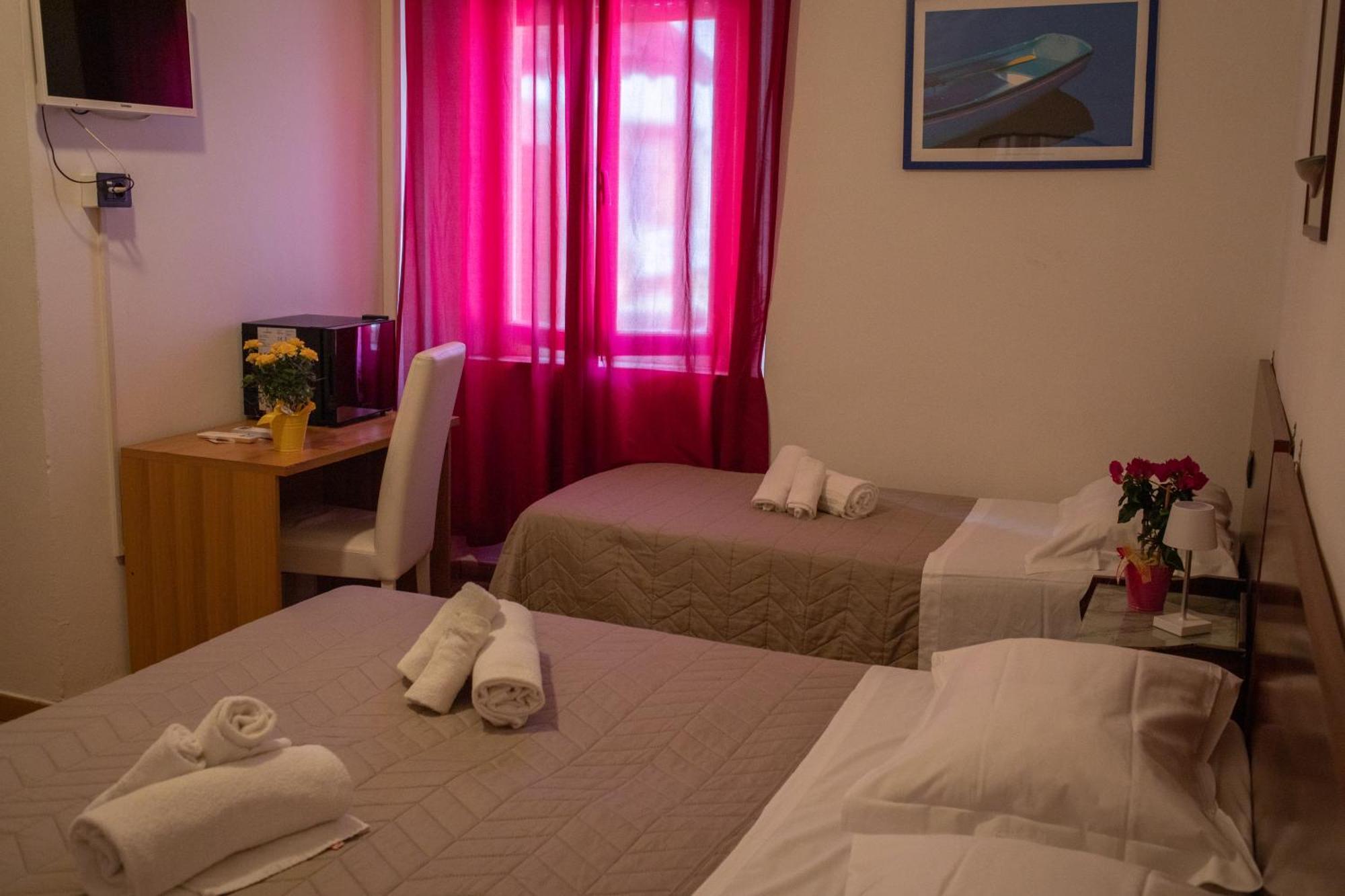 Hotel Ariston Piombino Eksteriør bilde