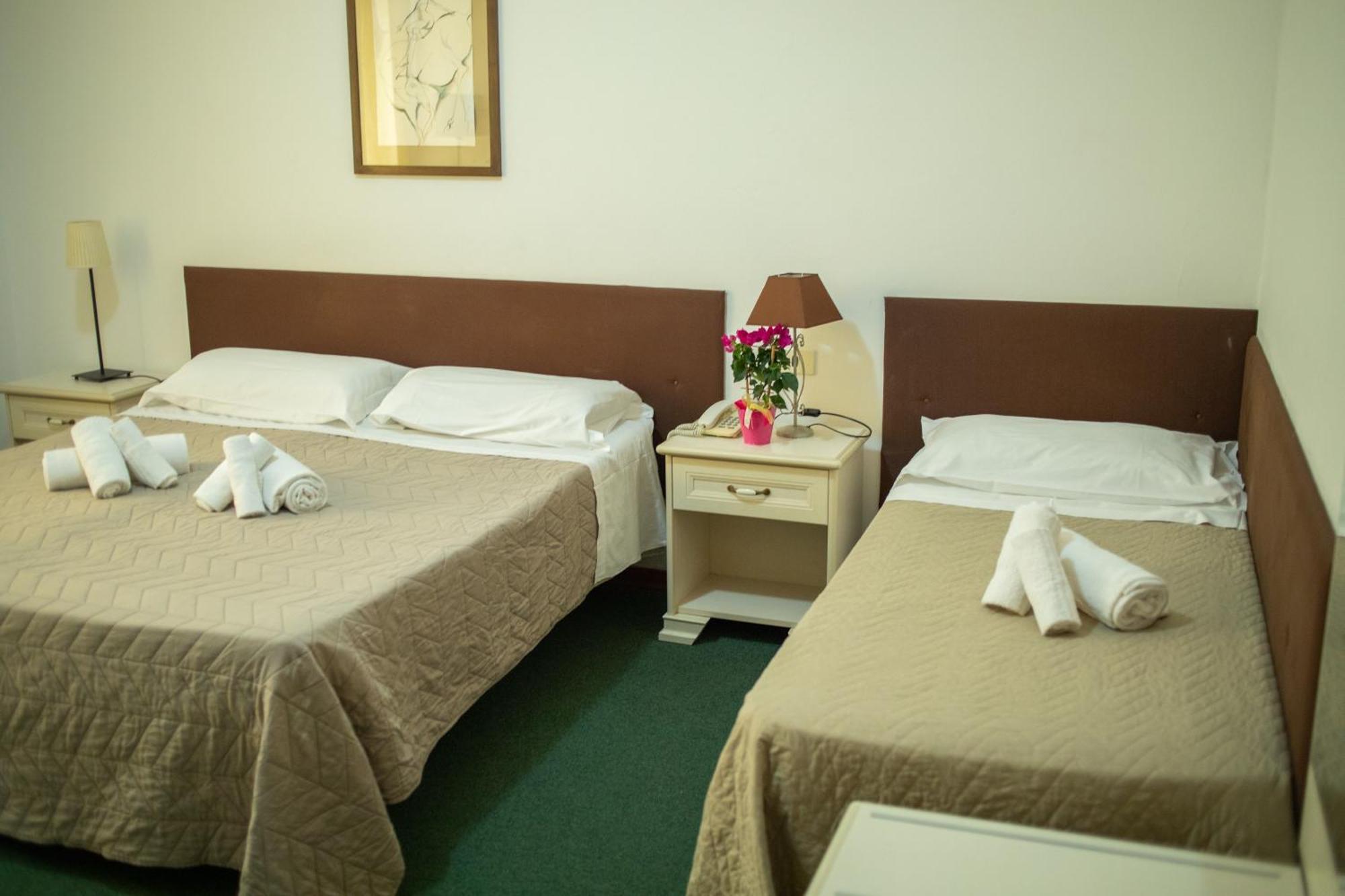 Hotel Ariston Piombino Eksteriør bilde