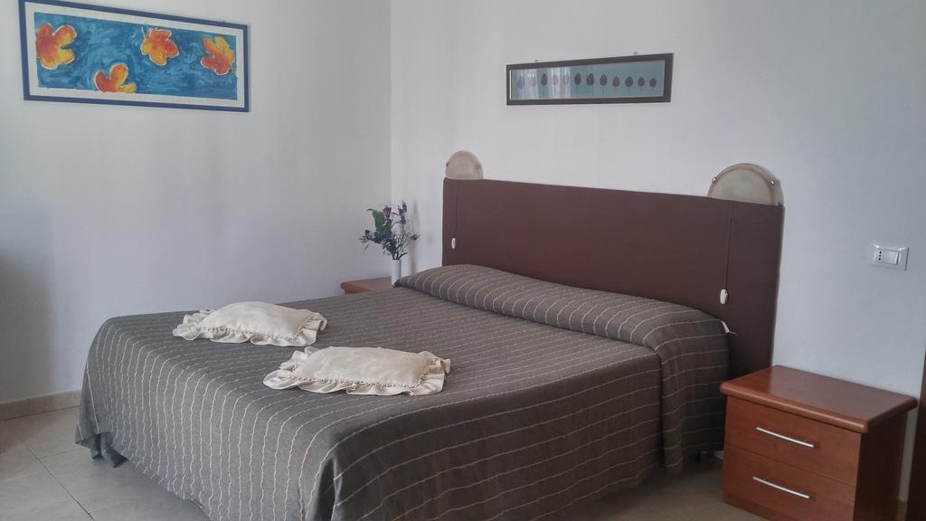 Hotel Ariston Piombino Eksteriør bilde